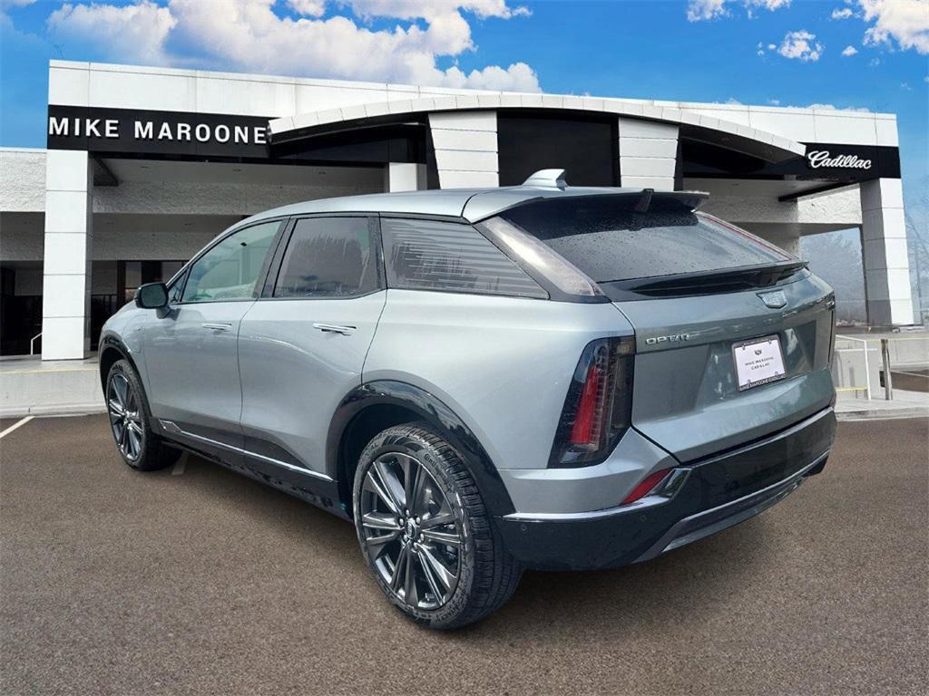 new 2025 Cadillac OPTIQ car, priced at $59,515