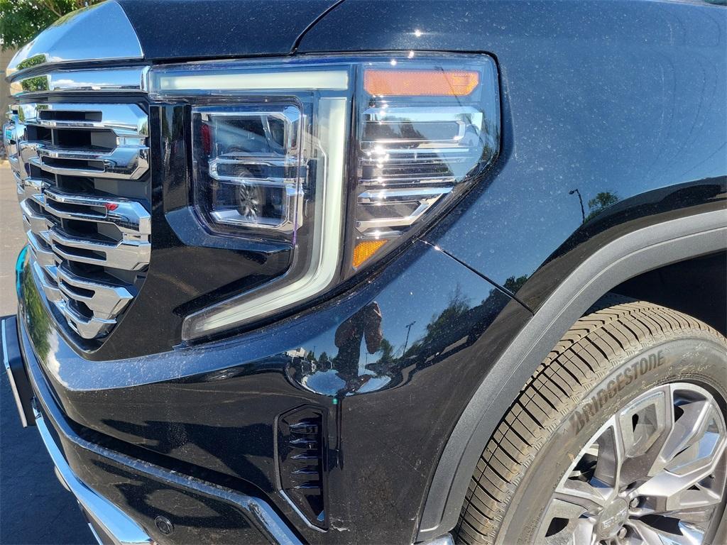 new 2025 GMC Sierra 1500 car, priced at $67,289