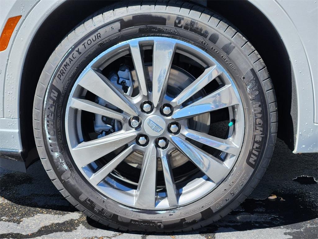 used 2021 Cadillac XT6 car, priced at $37,879