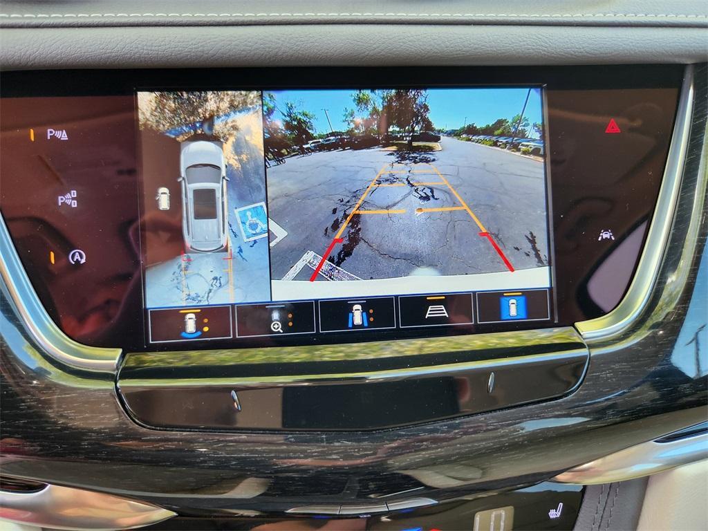 used 2021 Cadillac XT6 car, priced at $37,879