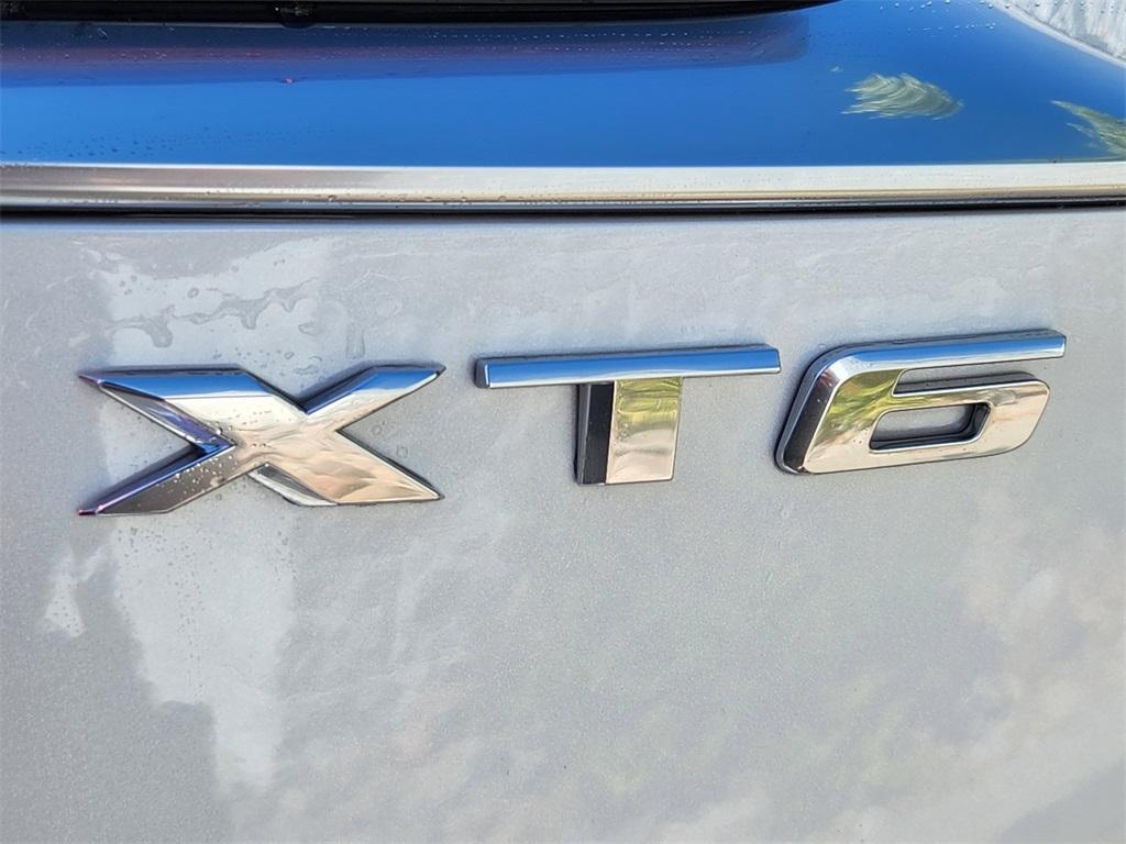 used 2021 Cadillac XT6 car, priced at $37,879
