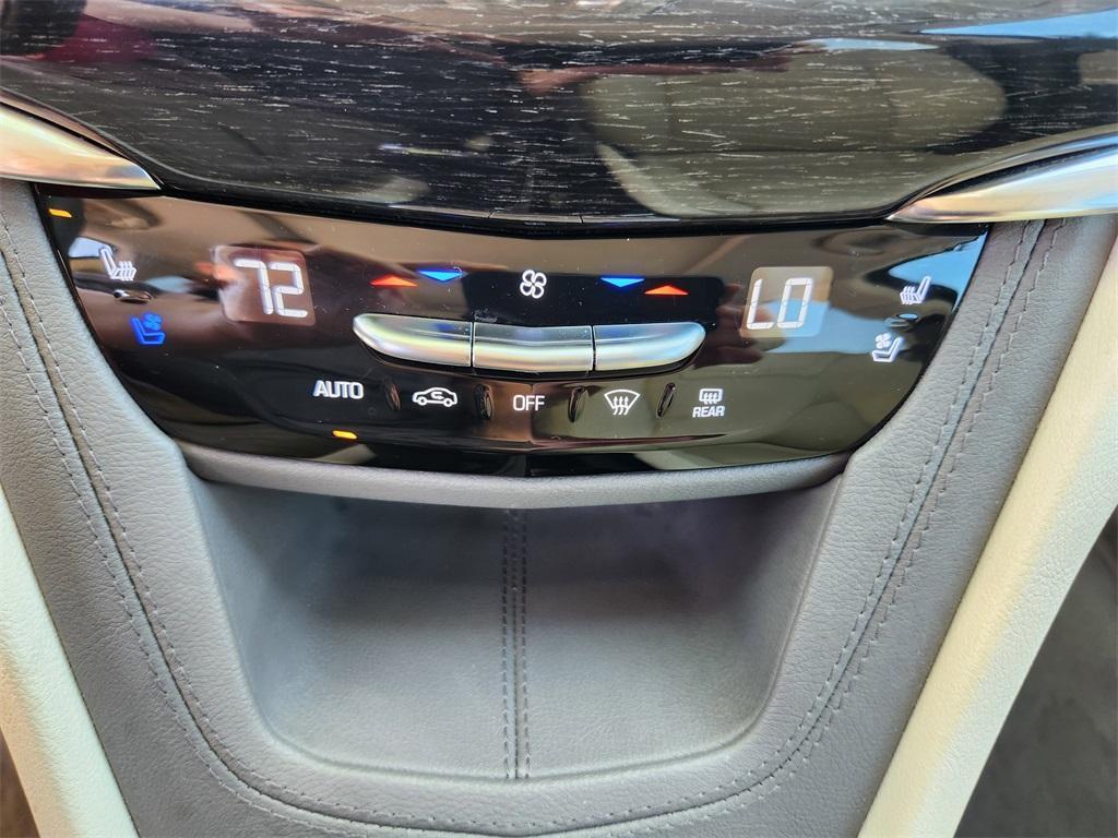 used 2021 Cadillac XT6 car, priced at $37,879