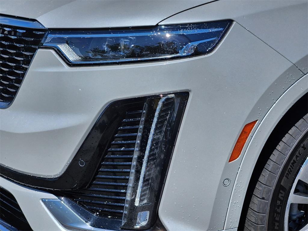 used 2021 Cadillac XT6 car, priced at $37,879