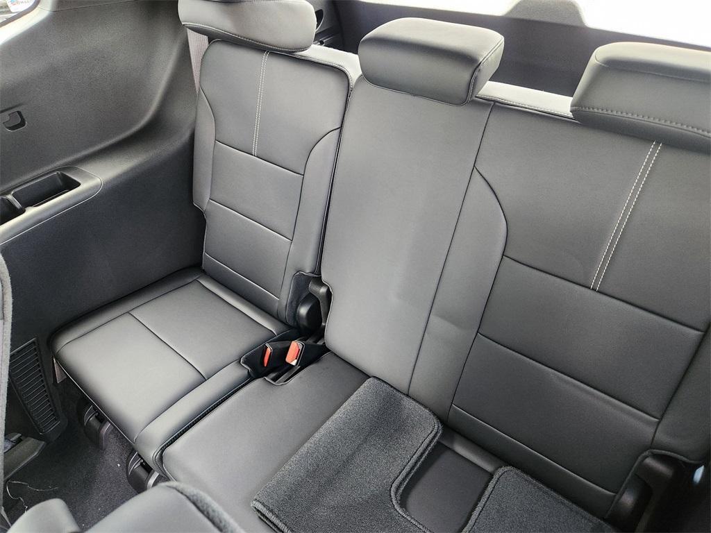new 2025 GMC Acadia car, priced at $49,425