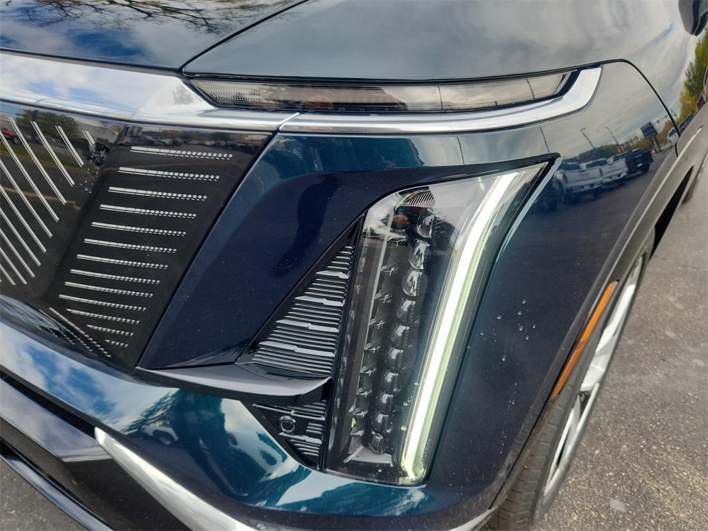 new 2026 Cadillac VISTIQ car, priced at $79,715