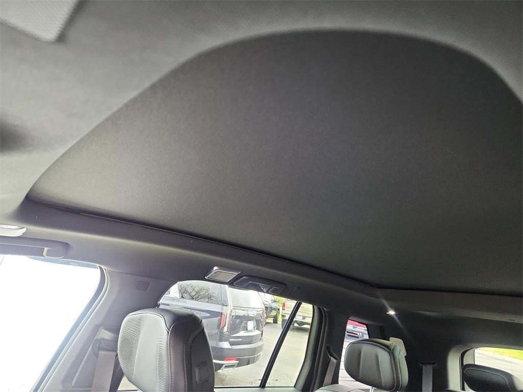 new 2026 Cadillac VISTIQ car, priced at $79,715