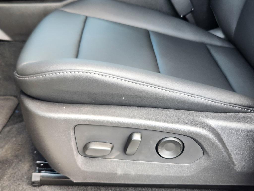 new 2025 GMC Canyon car, priced at $47,700