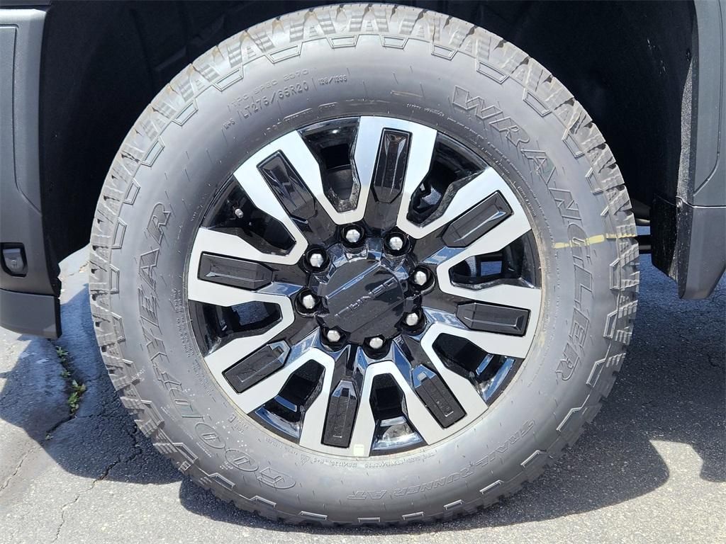new 2025 GMC Sierra 2500 car, priced at $97,090