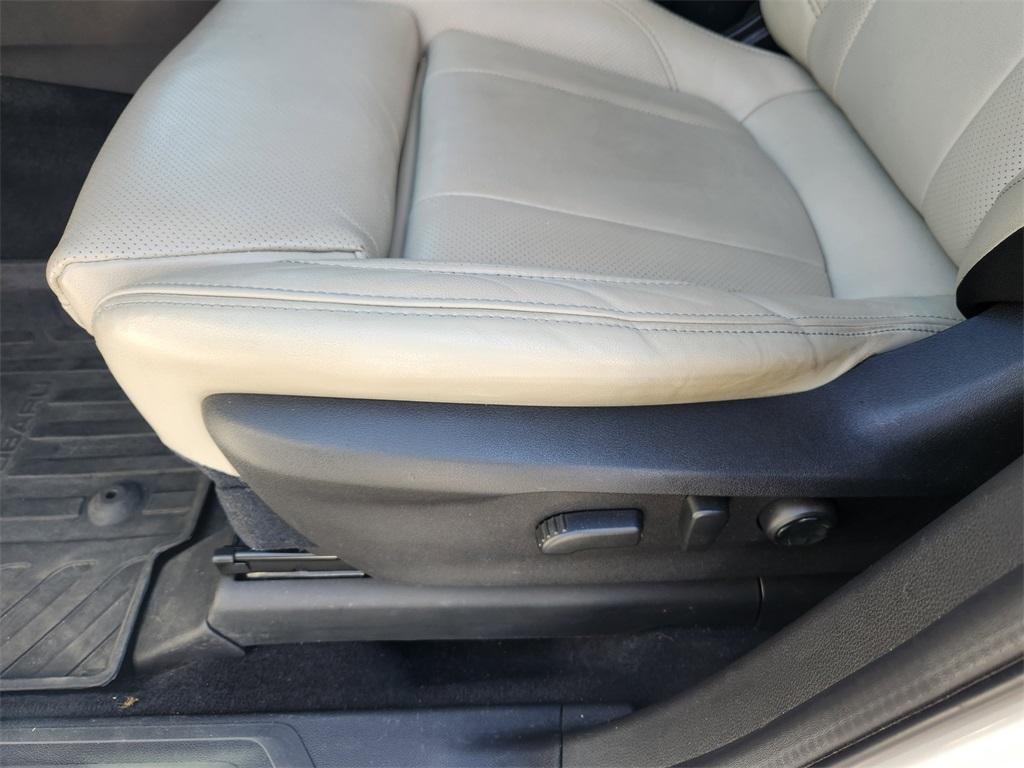 used 2024 Subaru Ascent car, priced at $32,036