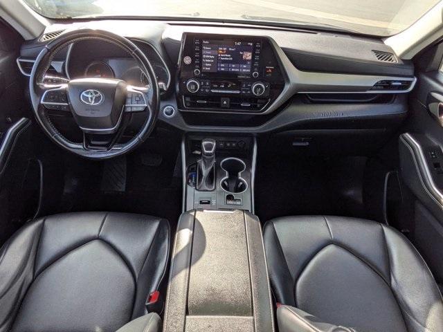 used 2021 Toyota Highlander car, priced at $30,988