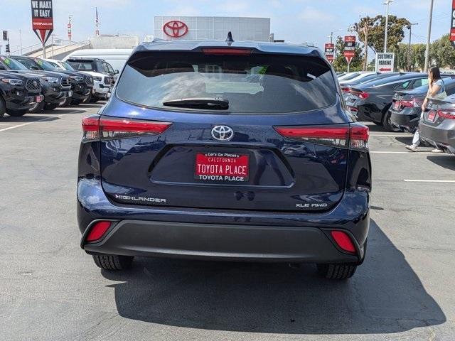 used 2022 Toyota Highlander car, priced at $32,588