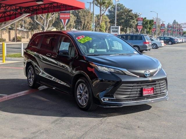 used 2023 Toyota Sienna car, priced at $45,988