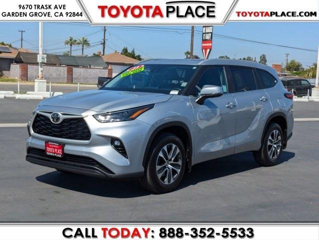 used 2023 Toyota Highlander car, priced at $37,688