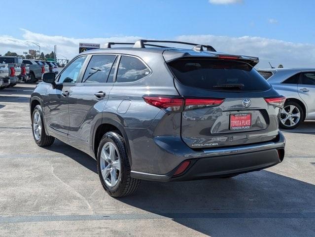 used 2023 Toyota Highlander car, priced at $31,488