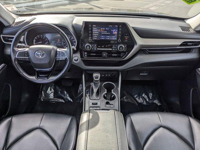 used 2021 Toyota Highlander car, priced at $32,988