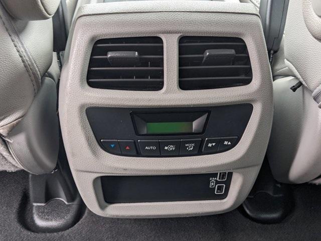 used 2022 Honda Pilot car, priced at $29,988