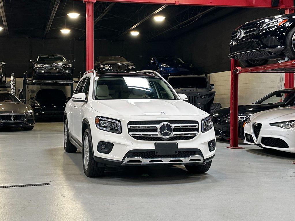 used 2021 Mercedes-Benz GLB 250 car, priced at $26,900