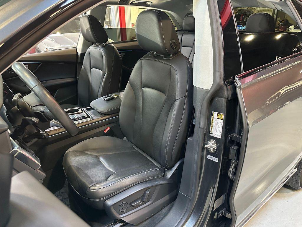 used 2019 Audi Q8 car, priced at $38,490