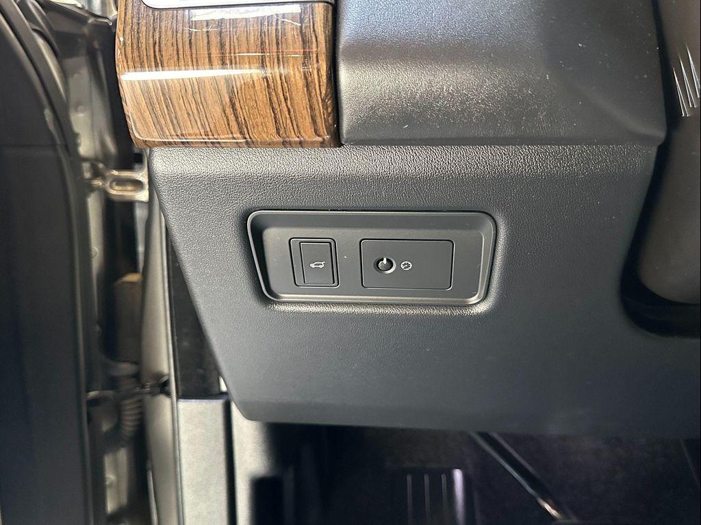 used 2018 Land Rover Range Rover car, priced at $29,490