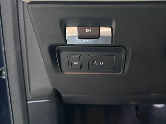 used 2021 Land Rover Discovery Sport car, priced at $27,900