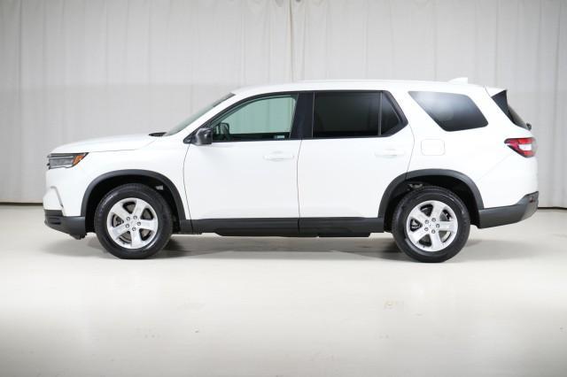 used 2023 Honda Pilot car, priced at $33,980