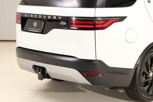 used 2022 Land Rover Discovery car, priced at $33,980