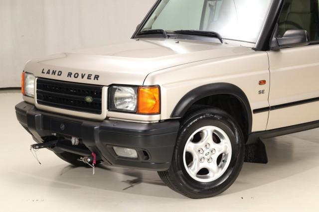 used 2001 Land Rover Discovery car, priced at $10,980