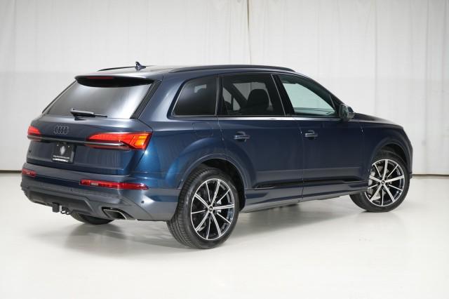used 2025 Audi Q7 car, priced at $52,980