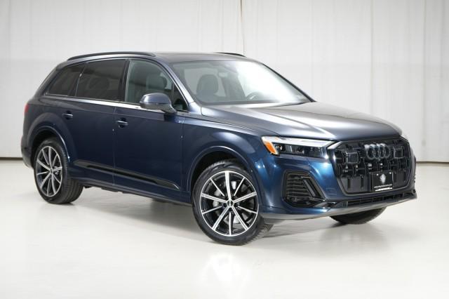 used 2025 Audi Q7 car, priced at $52,980