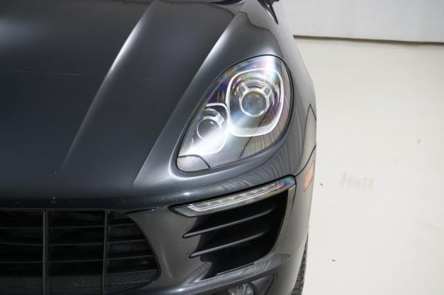 used 2018 Porsche Macan car, priced at $21,900