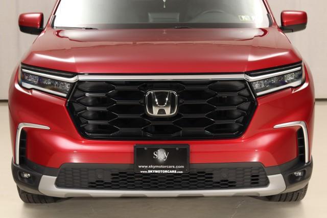 used 2024 Honda Pilot car, priced at $39,980