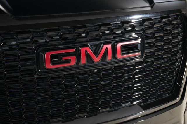 used 2024 GMC Yukon car, priced at $73,980