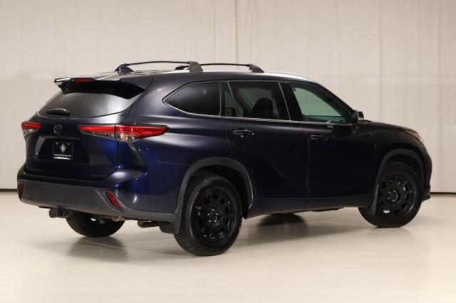 used 2022 Toyota Highlander car, priced at $36,980