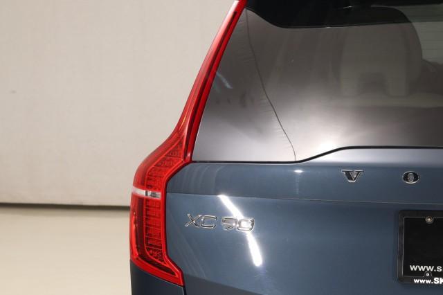 used 2022 Volvo XC90 car, priced at $29,980