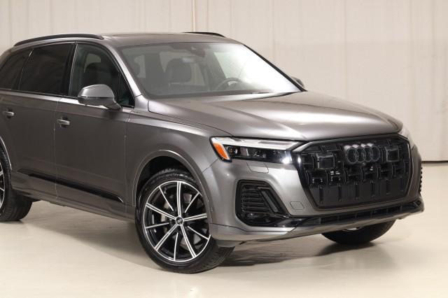 used 2025 Audi Q7 car, priced at $59,900