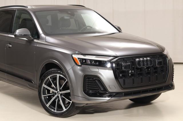 used 2025 Audi Q7 car, priced at $59,900