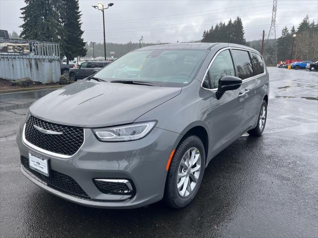 new 2025 Chrysler Pacifica car, priced at $49,135