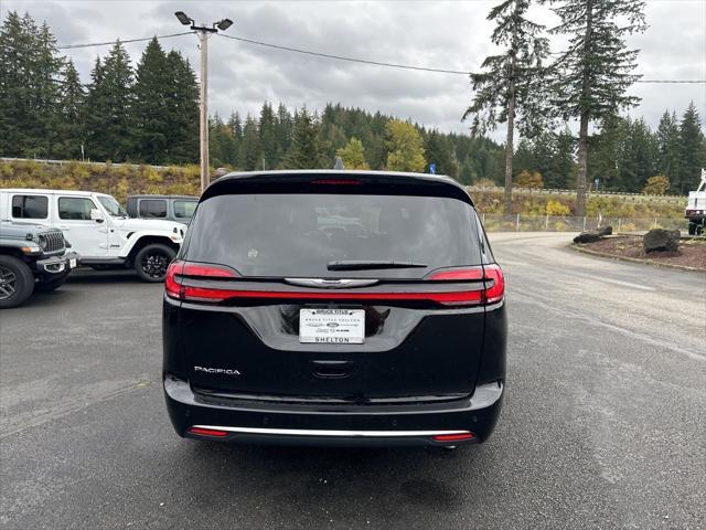 new 2025 Chrysler Pacifica car, priced at $48,256