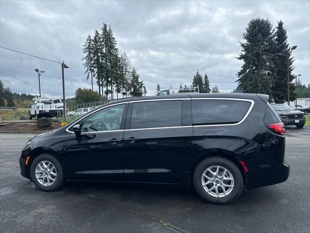 new 2025 Chrysler Pacifica car, priced at $48,256