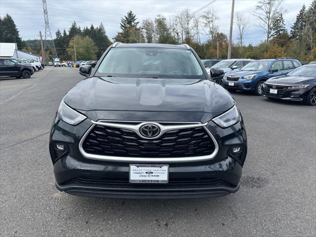 used 2022 Toyota Highlander car, priced at $33,945