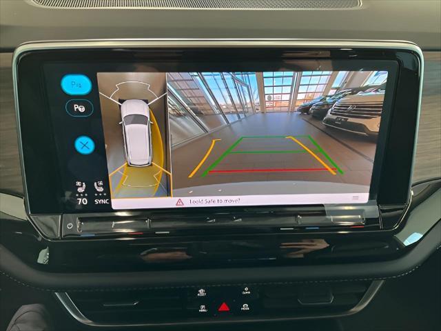 new 2025 Volkswagen Atlas car, priced at $54,348