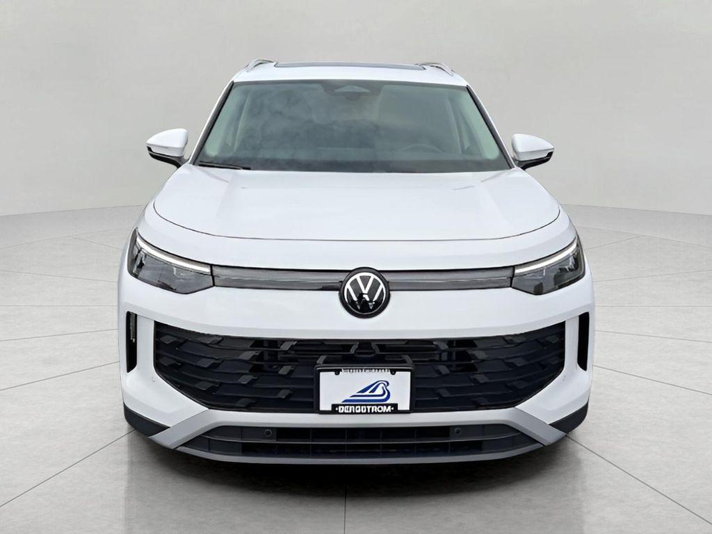 new 2025 Volkswagen Tiguan car, priced at $36,034