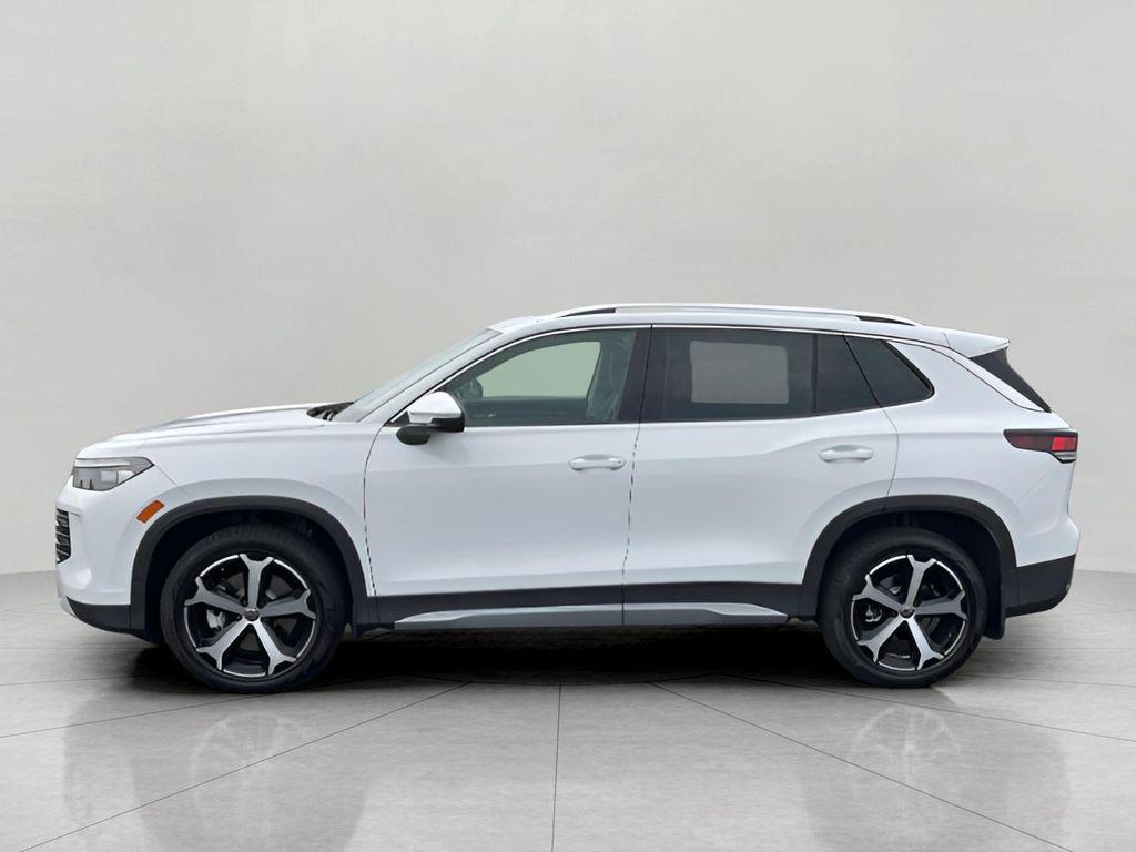 new 2025 Volkswagen Tiguan car, priced at $36,034