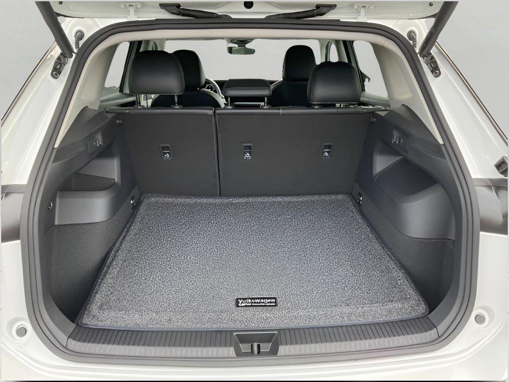 new 2025 Volkswagen Tiguan car, priced at $36,034