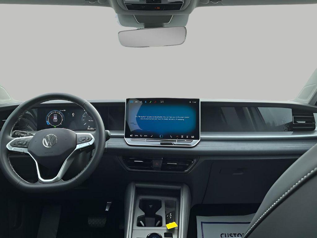 new 2025 Volkswagen Tiguan car, priced at $36,034