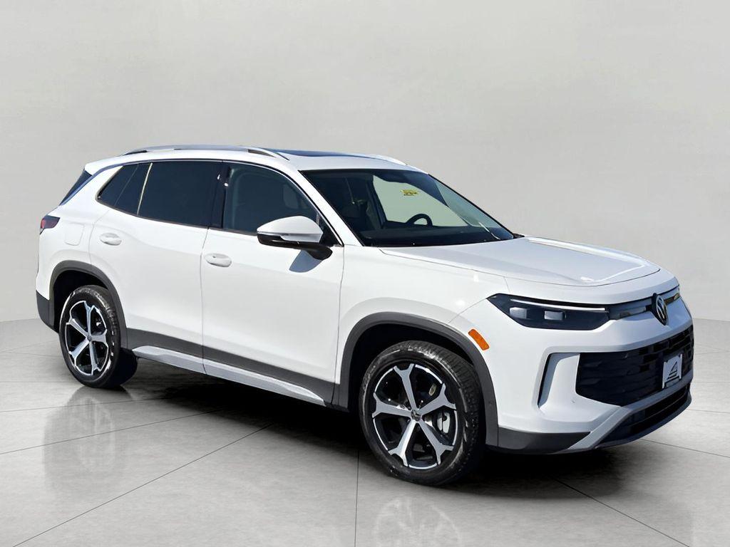 new 2025 Volkswagen Tiguan car, priced at $36,771