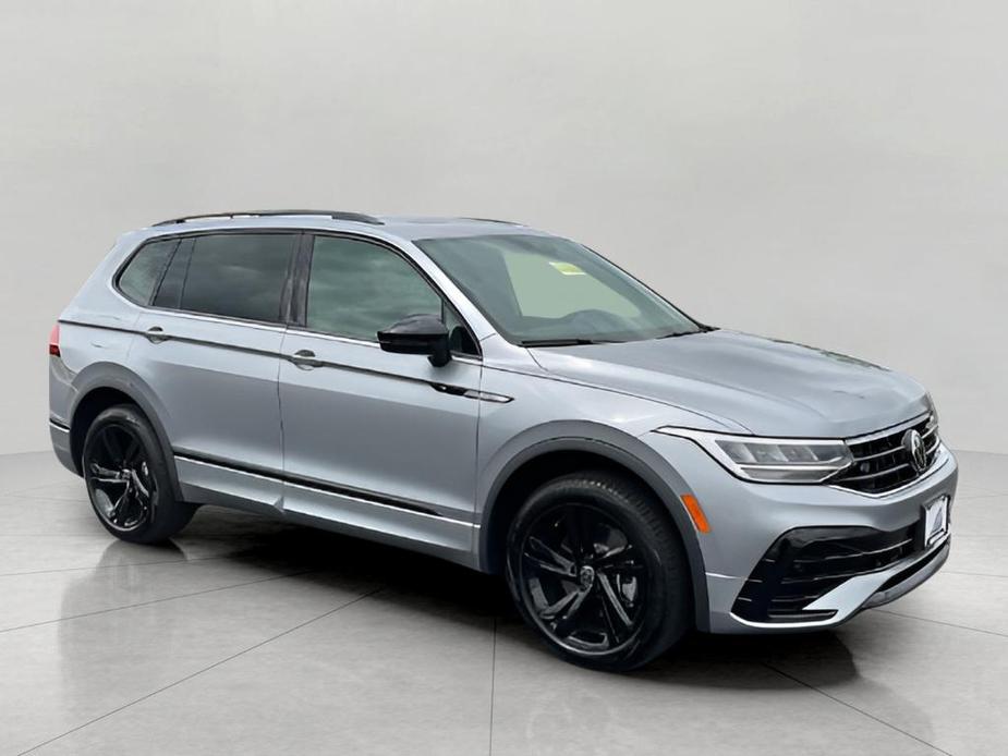 new 2024 Volkswagen Tiguan car, priced at $35,945