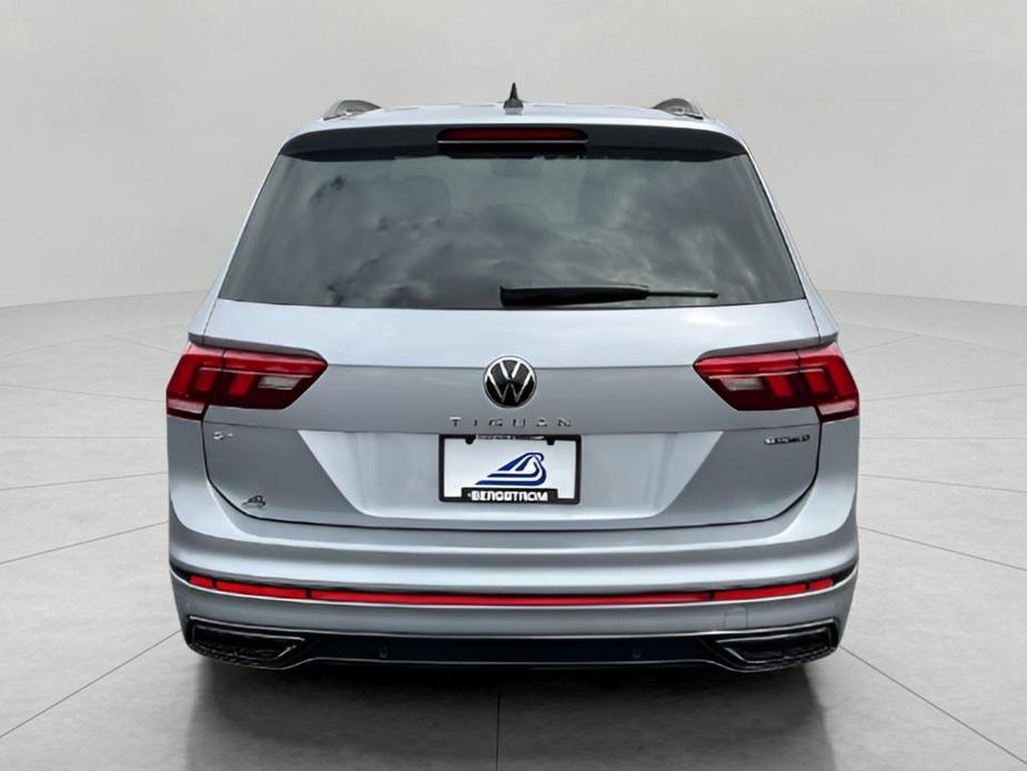 new 2024 Volkswagen Tiguan car, priced at $35,945