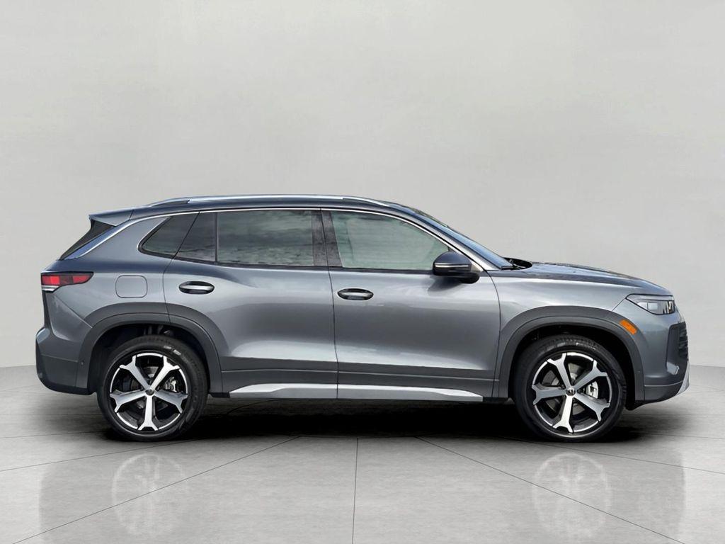 new 2025 Volkswagen Tiguan car, priced at $36,771