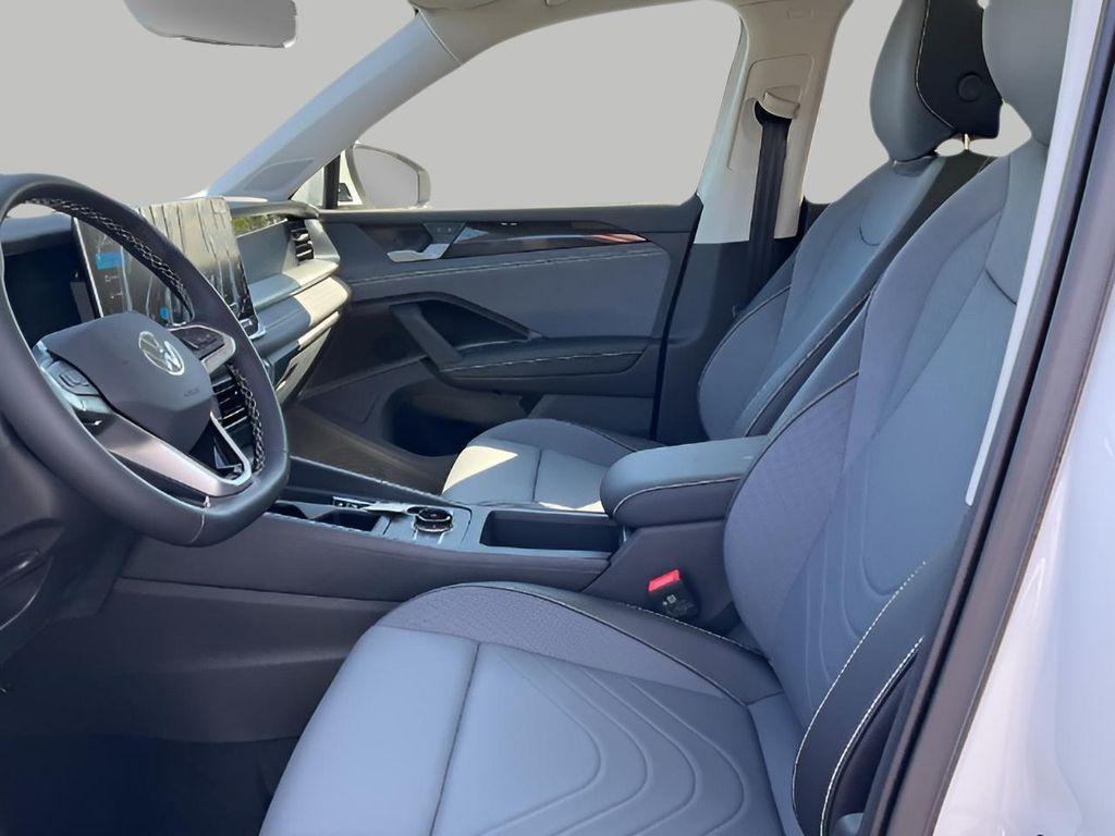 new 2025 Volkswagen Tiguan car, priced at $36,761